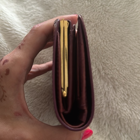 Louis Vuitton Bronze wallet with kiss-lock coin compartment! 💝 no call-outs! - Picture 3 of 6